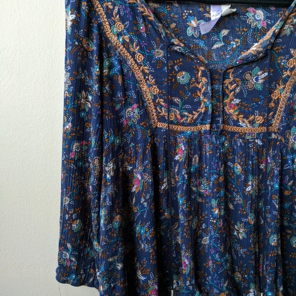 Alya Floral Print Boho Tassel Embroidered Blouse - Picture 3 of 8